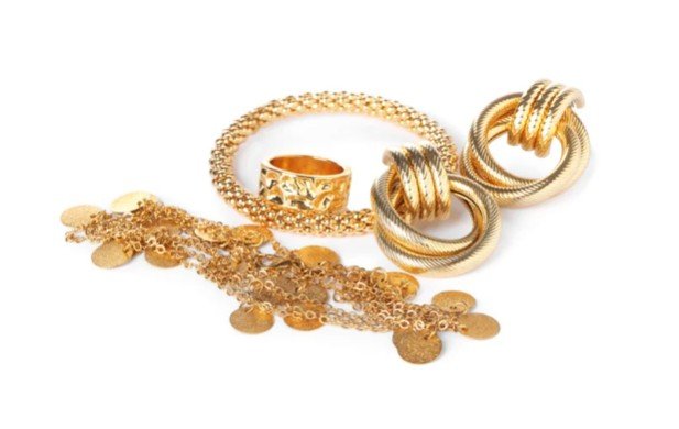 Does White Gold Tarnish - The Truth Behind Its Shine