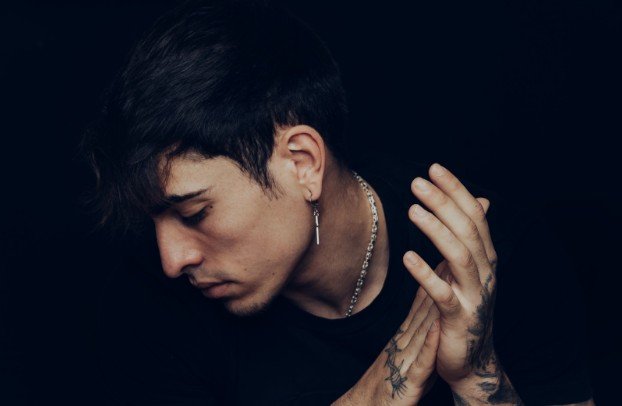 Earring Trends Today - Fashion Over Myth