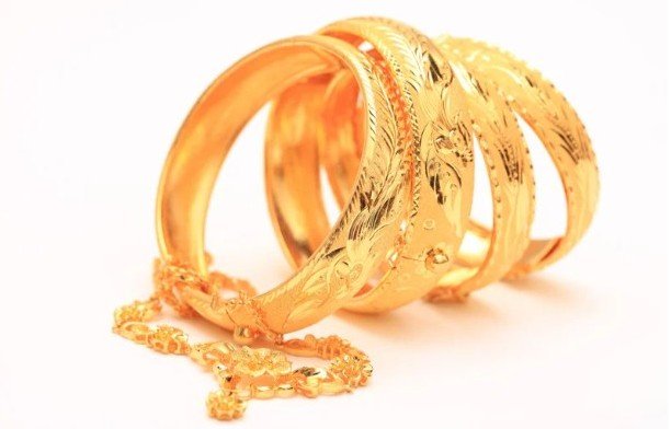 White Gold vs. Silver - Key Differences