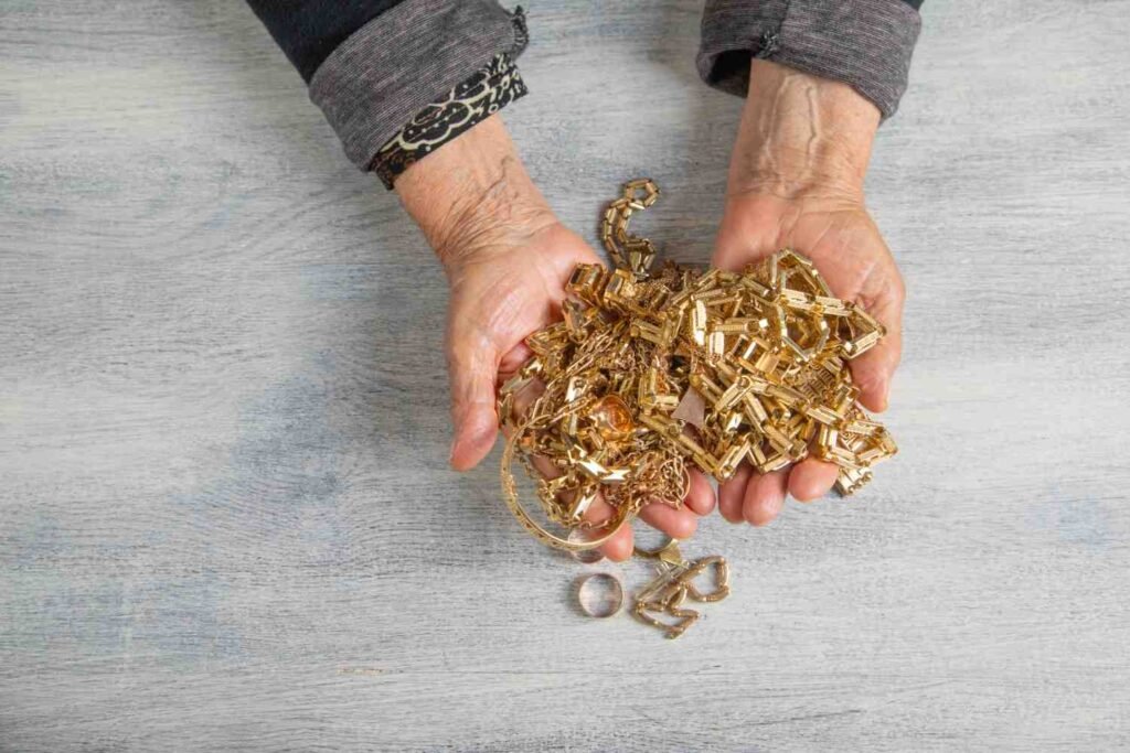 How to Tell If Gold Is Real (Simple Testing Methods)