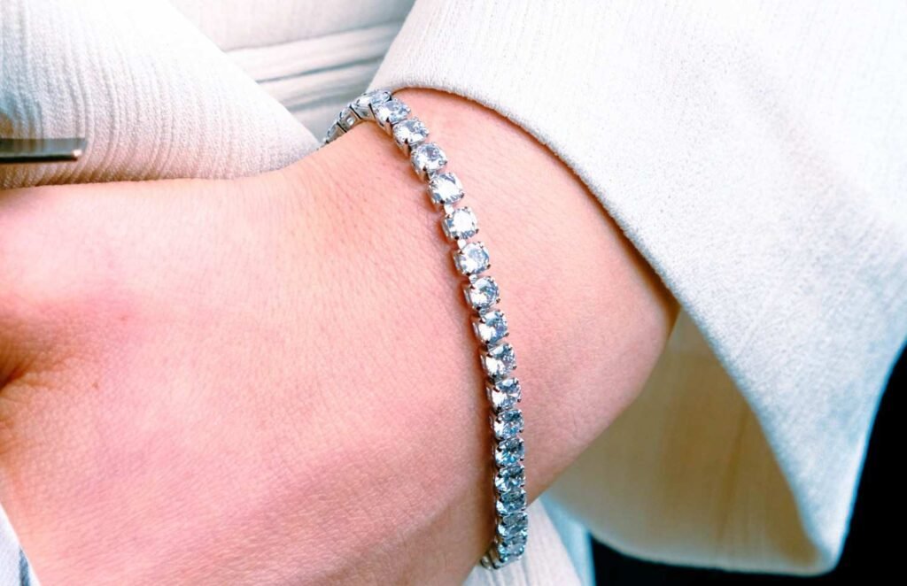 What Is a Tennis Bracelet?
