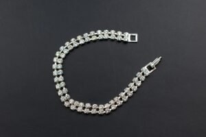 What Is a Tennis Bracelet? A Complete Guide